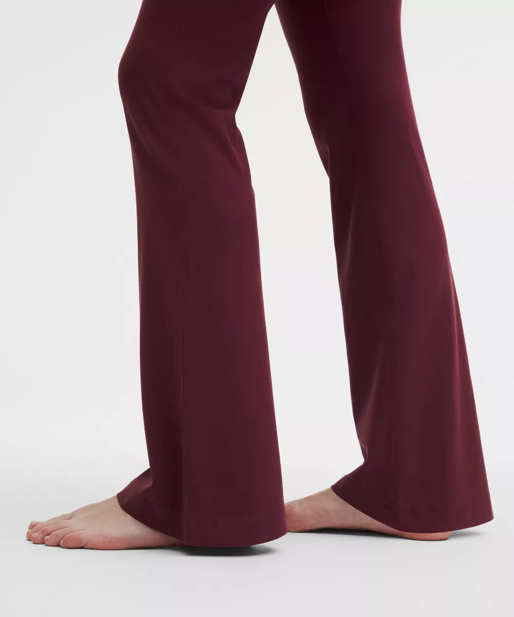 Pantalon Groove évasé taille haute en Nulu Court