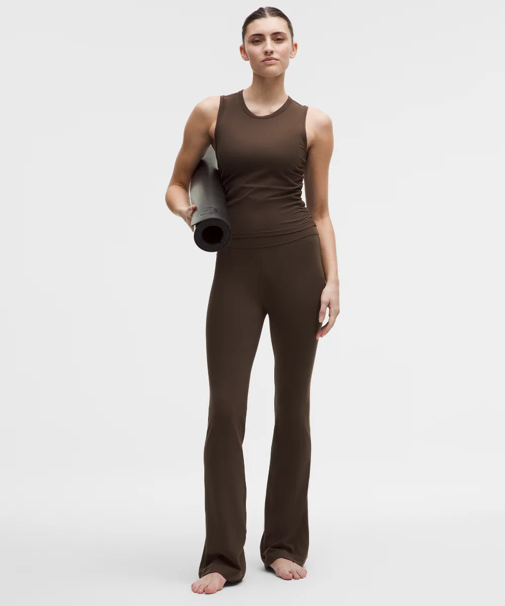 Pantalon Groove évasé taille haute en Nulu Court