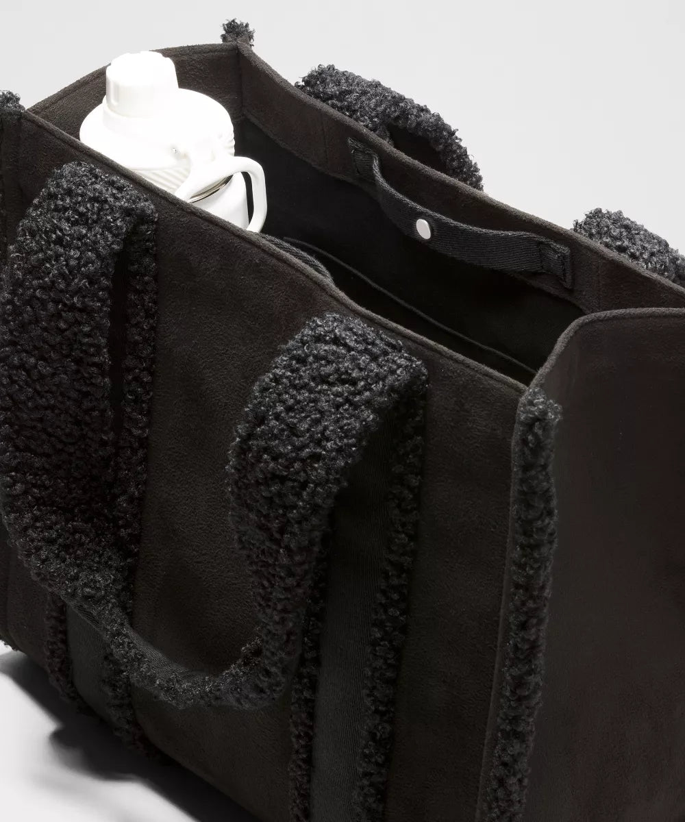 Boxy Tote Bag 10L Faux Shearling Trims